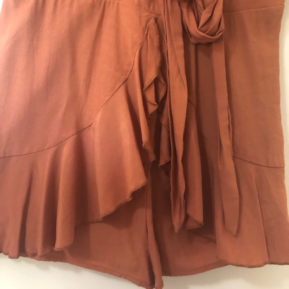 Ally brown short playsuit / romper size 8 - Picture 3 of 11